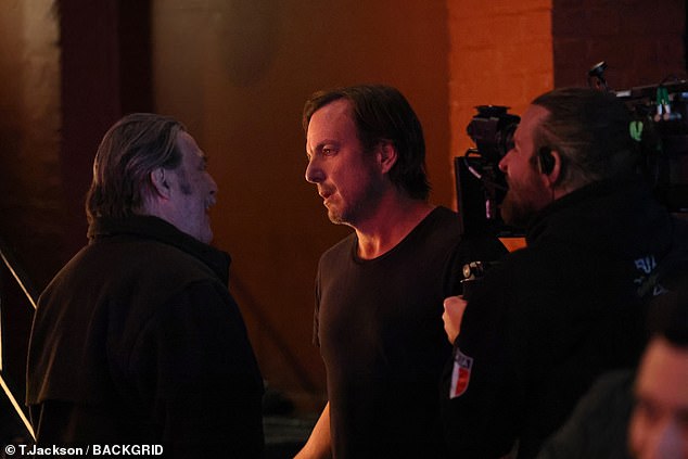 Film prati Willovog lika Alexa dok se suočava i predstojeći razvod od svoje supruge Tess (Laura Dern)