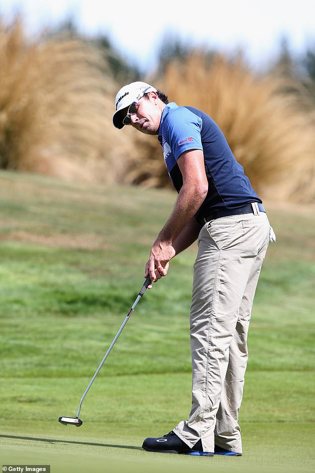 Bivši pro golfer (43) našao se u neugodnoj situaciji kada su njegovi klubovi oduzeli dok su pokušali igrati trening na prestižnom turniru 2013. godine, kako je izvijestio Sydney Morning Herald. (Na slici 2013.)