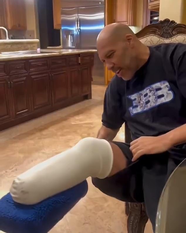 Operacija nije učinila ništa da obriše osmijeh s 57-godišnjeg Lavar Ball-a