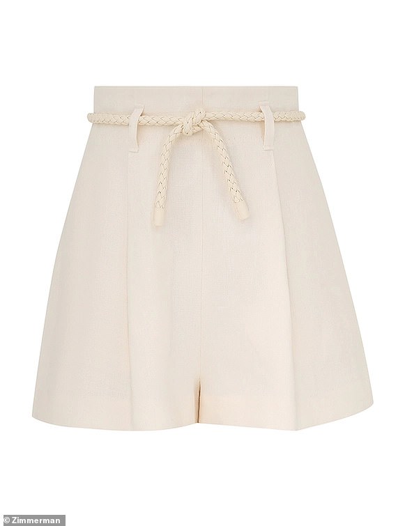 Imala je i na Crush Linen Tuck Short, također u metvini, koja zazvoni u AUD 525 USD (GBP £ 257). Verzija krema je prikazana