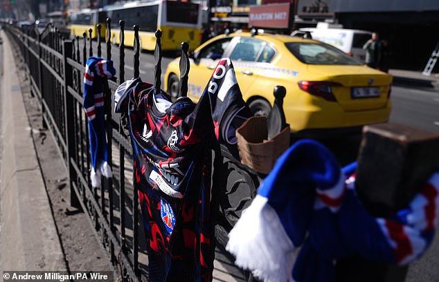 GofundMe je također pokrenut kako bi podržao svoju obitelj nakon tragične nesreće