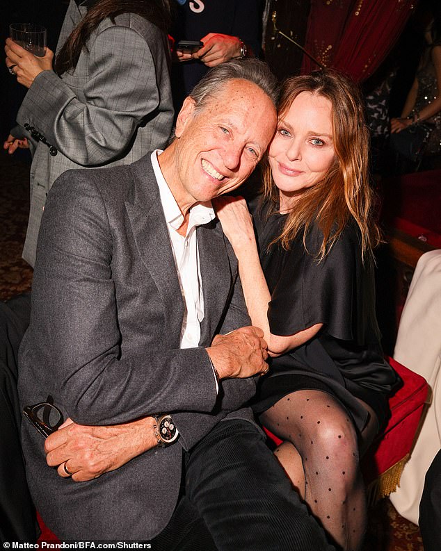 Prijatelji su također viđeni kako ga žive s modnom dizajnerom i domaćinom Stellom (na slici) i škotskom pjevačicom Sharleen Spiteri