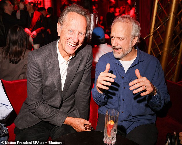 Richard se sve nasmiješio dok je uživao provoditi vrijeme s Olivijinim suprugom Ed Sinclairom