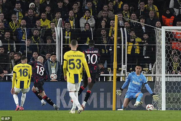 Vaclav Cerny postigao je prvi od dva gola drugog poluvremena koji su Rangersu donijeli uzbudljivu pobjedu