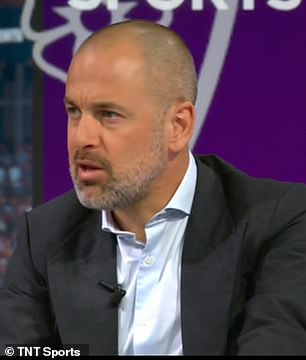Joe Cole otkrio je da želi vidjeti Jamesa koji je uključen u Englesku