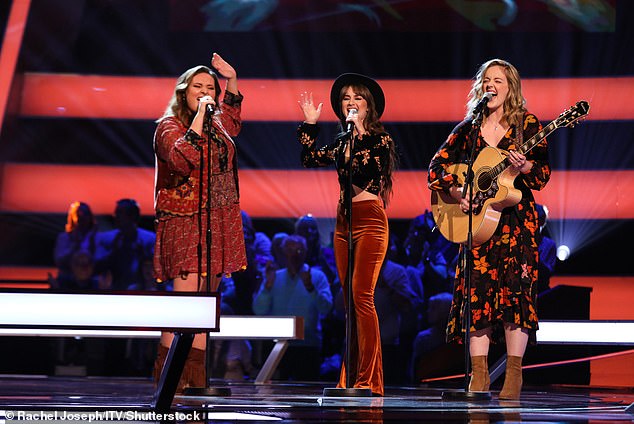 Sjetite se da su u ponedjeljak prvi put pogodili TV ekrane 2019. godine kada su pronašli slavu nakon što su stigli do četvrtfinala na The Voice UK (na slici u to vrijeme)