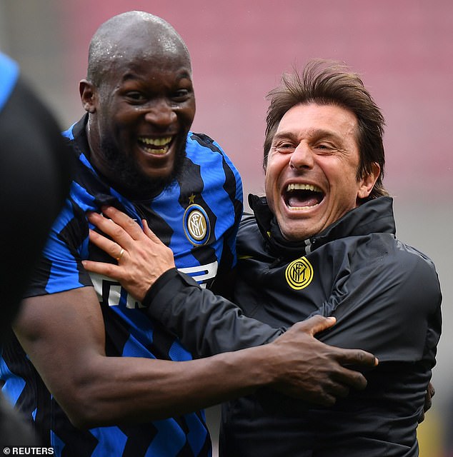 Lukaku je također pohvalio Antonija Contea za poboljšanje njegove igre dok je par bio u Inter Milanu