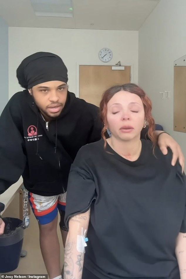 Zvijezda Little Mix (34) otkrila je ranije ovog tjedna da joj je dijagnosticiran sindrom transfuzije prije cijevi-trza