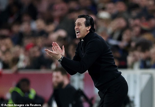 Unai Emery je sada udaljen samo bod od Manchester Cityja koji sjedi na četvrtom mjestu