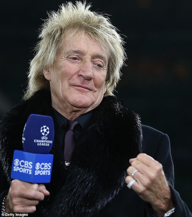 Pjevač Rod Stewart optužio je Wallacea da ponižava svoju ženu Penny Lancaster na MasterChefu