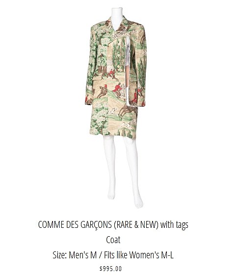 Šareni Comme des Garcons kaput s muškarcem koji vozi konja u šumskom printu je zbunjujuća srednja ili velika veličina; Cijena na tome je oko 995 dolara