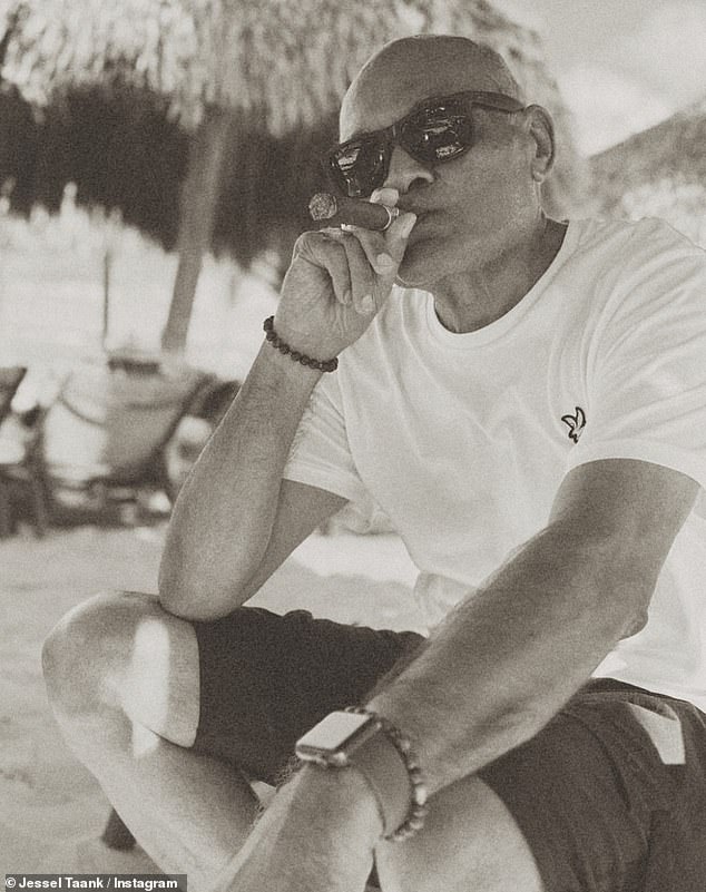 Njezina je najava bila dočekala tople poruke njezinih kolega iz pravih domaćica iz New Yorka Ubah Hassan, Jenna Lyons i Sai de Silva