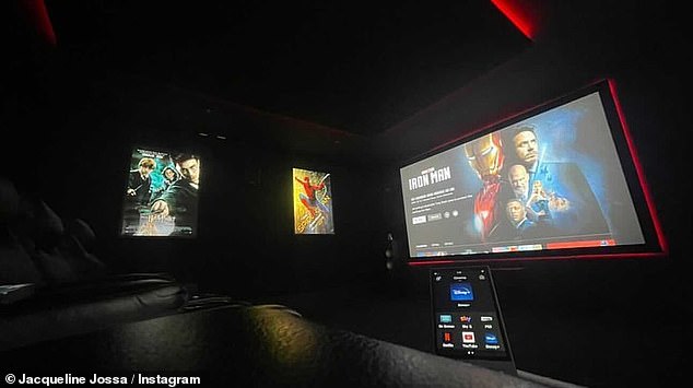 Par se također pobrinuo da ima nevjerojatnu zabavnu sobu koja je sadržavala kino sobu projektora