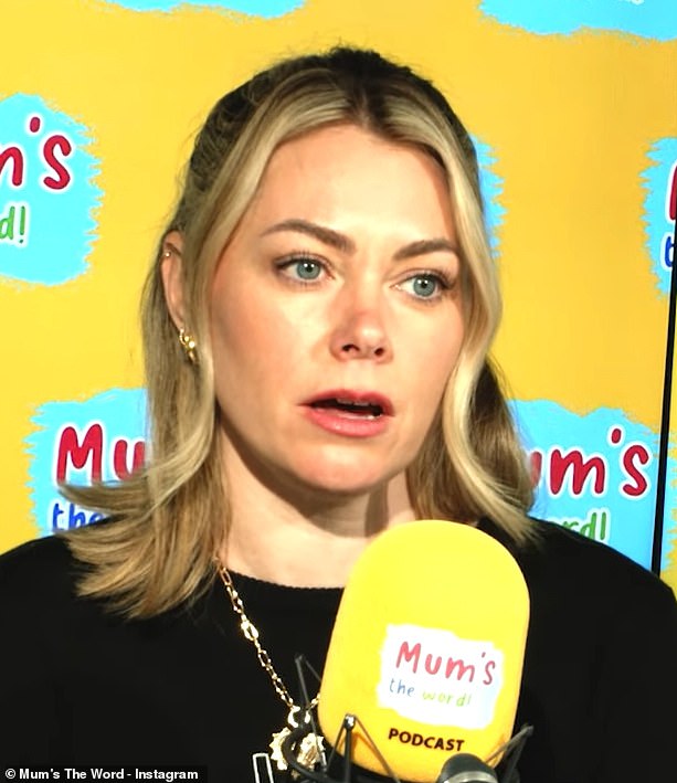 Unatoč njegovom gromoglasnom, Sunce je izvijestilo da Dannyjeva supruga Georgia oduzima vrijeme od svog supruga i uselila se s prijateljem zvanom Rose u srijedu