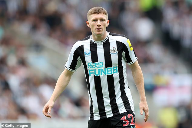 Anderson je proveo 14 godina u Newcastleu, postigavši ​​55 nastupa za prvi tim