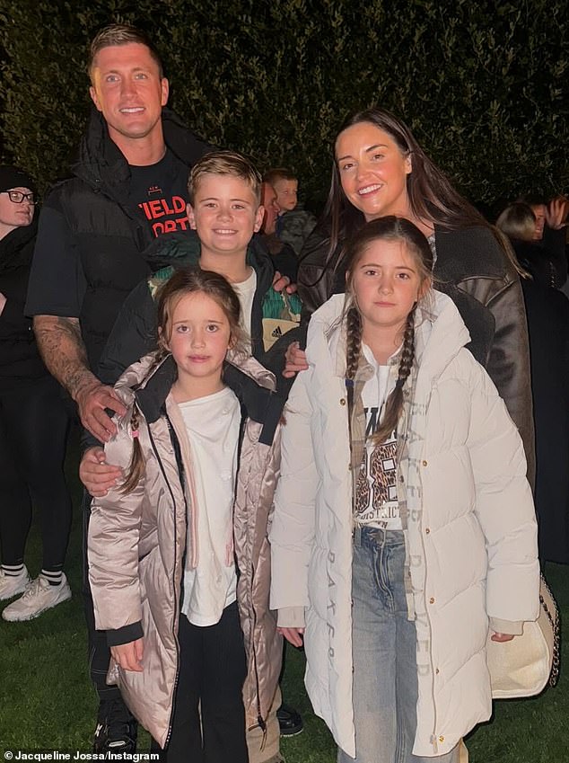 Par, čije je razdvajanje potvrđeno u nedjelju, zajedno dijele kćeri Ella i Mia, dok je Dan također otac sina Teddyja iz prethodne veze