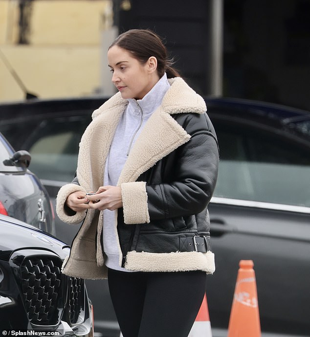 Glumica sapuna uklonila je svoj dijamantni vjenčani prsten nakon što je par u nedjelju objavio izjavu u kojoj je najavio svoje razdvajanje