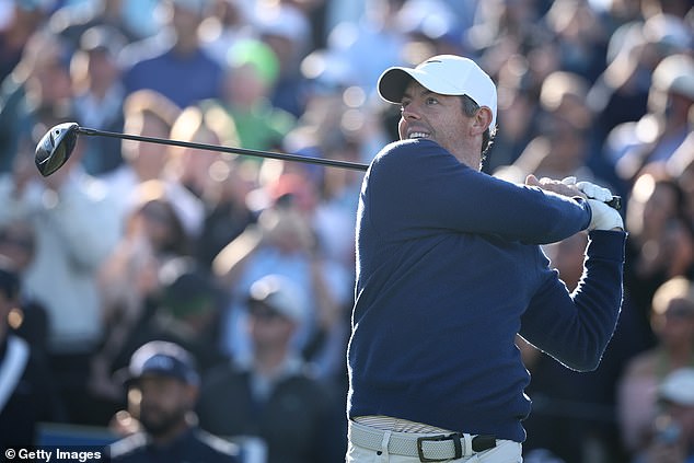 McIlroy je bio sastavljen, preuzeo je vodstvo na Spaunu nakon 16. rupe prije nego što je na 17. mjestu igrao sjajnu majicu i zadivljujući pristup da bi se postavio za pobjedu
