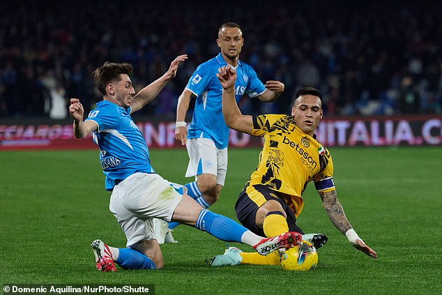 Bivši veznjak Chelsea i Brighton Gilmour preuzima Inter Milanski napadač Lautaro Martinez