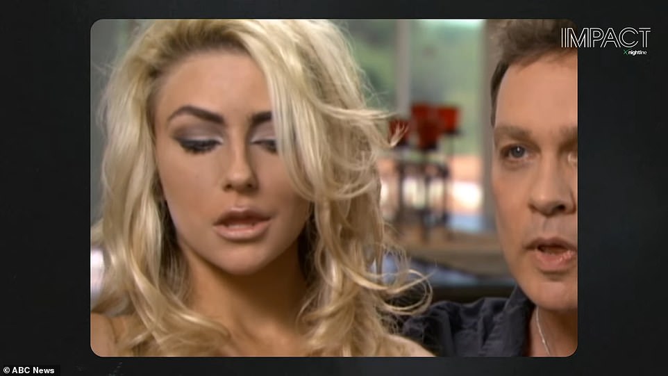 Drugdje u prikolici, Stodden je komentirao svoj brak s Hutchisonom od 2011. do njihovog razdvajanja 2017. godine. Negirala je da je bila na drogama u zloglasnom intervjuu u kojem se pojavila 'izvan toga'