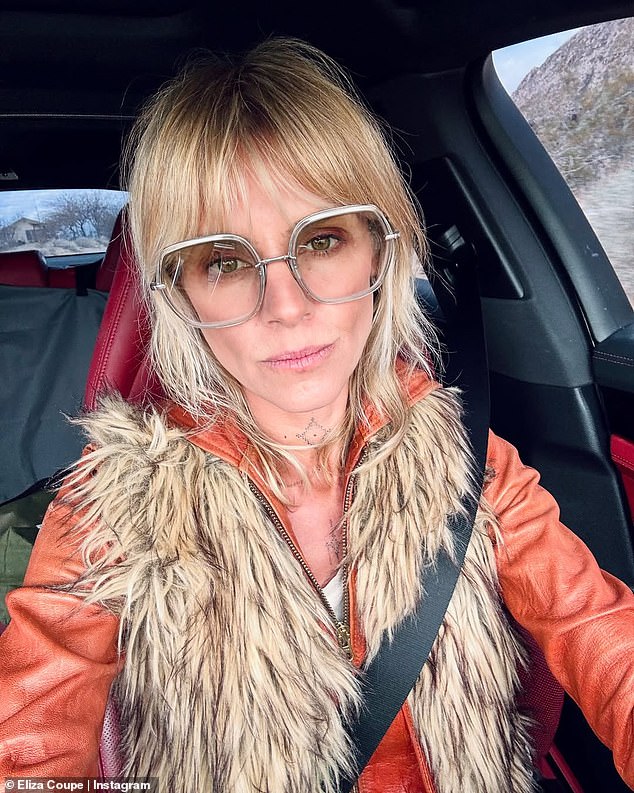 Osim glume, Coupe je prihvatila svoju duhovnu stranu i redovito postove iz Joshua Tree u Kaliforniji, promovirajući svoju najnoviju knjigu o samopomoći