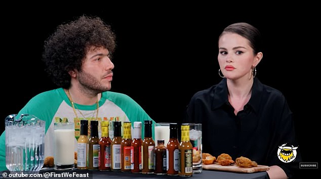 Gomez je bio u visokim odnosima sa zvijezdama kao što su Justin Bieber, The Weeknd, Zedd, Nick Jonas i Taylor Lautner