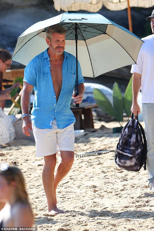 Unatoč zrelom dobu natjecatelja, publikacija tvrdi da su koktele kasnih noćnih koktela, glasne 'tračeve' o zlatnom prvostupniku Barry 'Bear' Myrden (na slici), a za buku su bili krivi raspored snimanja kasnih noći