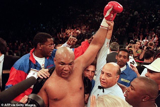 Godine 1994. 45-godišnji Foreman izašao je iz mirovine, a Ko'd Michael Moorer za svoju drugu tešku krunu
