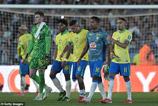 Brazilski gubitak od 4-1 ostavio ih je u četvrtom mjestu u kvalifikacijama za Svjetski kup, 10 bodova iza vođa Argentina