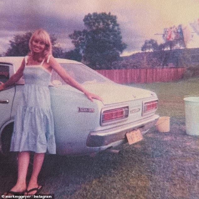 Voditelj 2 GB objavio je srčanu najavu na društvenim mrežama u petak navečer, uz dragocjenu fotografiju njegove majke u mladosti