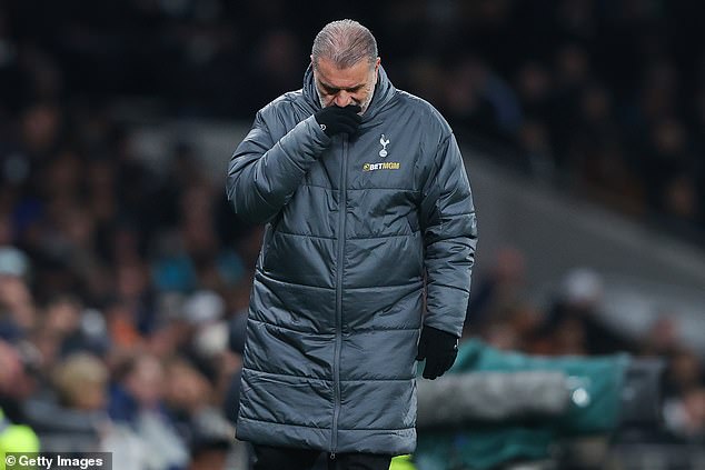 Postecoglou je bio pod pritiskom većinu ove sezone, a Spursi su sjedili u 14. mjestu