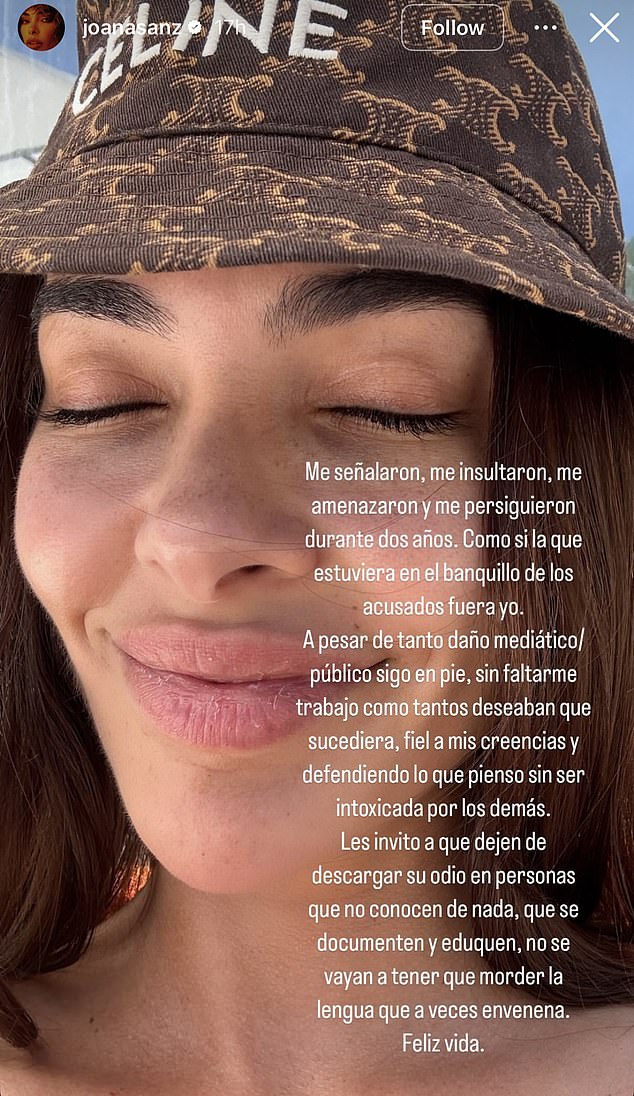Sanz je objavila dugu poruku uz selfie dok je udarila onima koji su je kritizirali