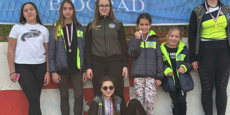 AK Biograd se iz Splita vratio s pet odličja