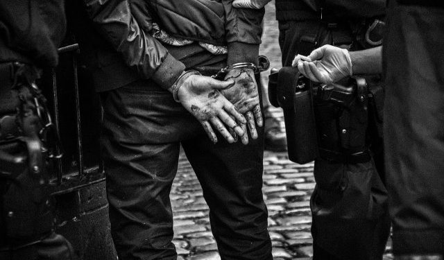 AKCIJA ‘KEŠ’ U BRČKOM Otkriveno lihvarstvo, zaplijenjeno više od 300 tisuća KM i uhićene tri osobe