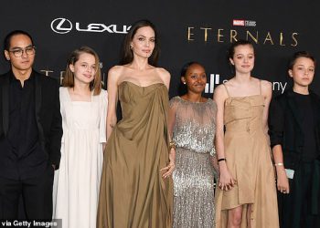 Angelina Jolie (49) suočava se s ranim ‘Sindrom praznog gnijezda’ jer se jedno dijete već iselo