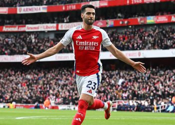 Arsenal vs Chelsea – Premier liga: Ocjena uživo i ažuriranja kao improvizirani napadač slijedi prvi udarac na stadionu Emirates