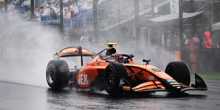 Australska Grand Prix-Formula 1: Ažuriranja live live i lap-by-lap jer vremenski kaos prijeti da će izazvati pustoš na otvaraču F1, jer je utrka F2 isključena