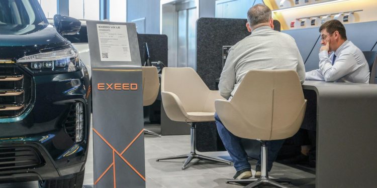 Auto Klub – Crna lista: Banka ukinula kredite za benzince, dizelaše i hibride