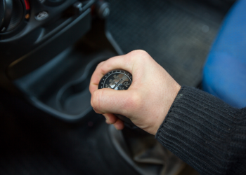 Auto Klub – Ford je patentirao ručni mjenjač za električna vozila: Zanimljivo je kako funkcionira