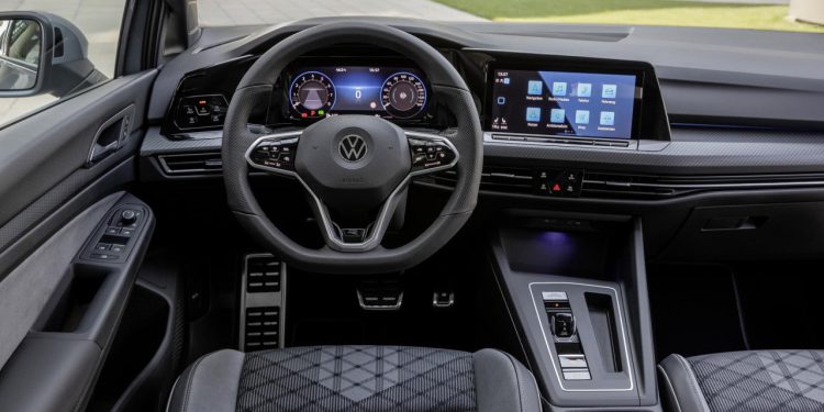 Auto Klub – Klasika ponovo ‘u modi’: Volkswagen vraća fizičke tipke jer kupci ne vole dodirne zaslone