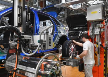 Auto Klub – Kriza velikana: Audi ukida 7500 radnih mjesta i odustaje od potpune elektrifikacije