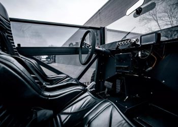 Auto Klub – Kutija na kotačima s moćnom V8 mašinom: Prodaje se najčudniji terenac u povijesti