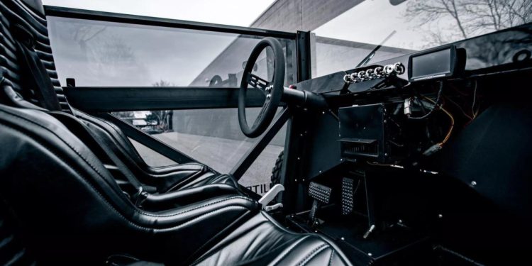 Auto Klub – Kutija na kotačima s moćnom V8 mašinom: Prodaje se najčudniji terenac u povijesti