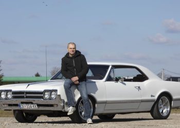Auto Klub – Mehaničar iz Čakovca u zagrebačkoj Dubravi pronašao kultni američki klasik