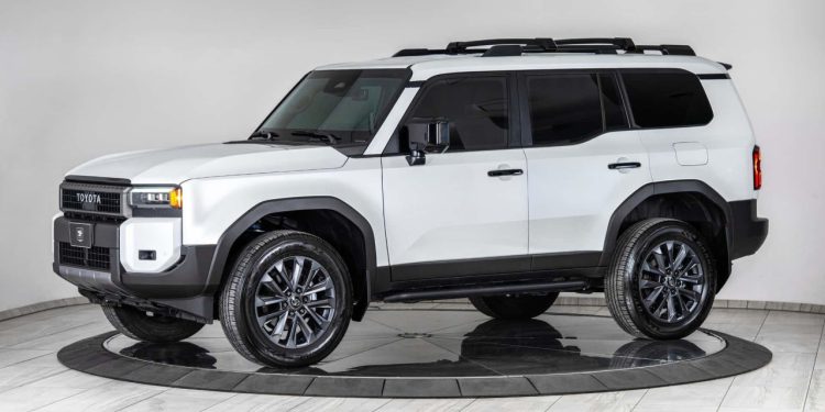 Auto Klub – Otporna na bombe: Ova jako blindirana Toyota Land Cruiser je istinska tvrđava na kotačima