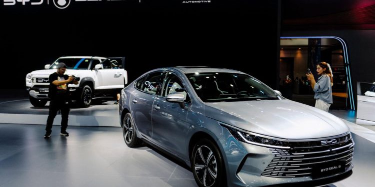 Auto Klub – Svijet ima novog kralja: Kineska tvrtka po prodaji i prihodima nadmašila Teslu