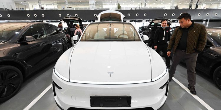 Auto Klub – Tesla ‘izigrala’ sustav za davanje poticaja: U četiri salona, prodali 8653 auta u samo tri dana