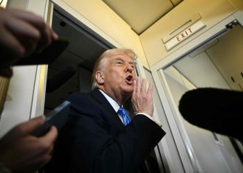 Auto Klub – Trump je pomilovao kontroverznog vlasnika proizvođača električnih kamiona Nikola koji je osuđen na zatvor zbog prijevare