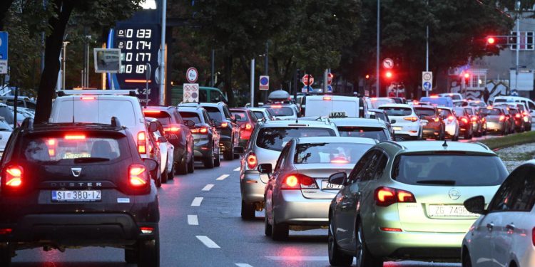 Auto Klub – Tržište je puno hibrida i električnih auta: Evo odgovora na pitanje isplati li se još uvijek kupnja novog dizelaša