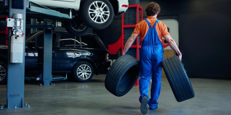 Auto Klub – Večina vozača radi ovu pogrešku: Znate li na koju osovinu automobila se zapravo stavlja novi par guma?